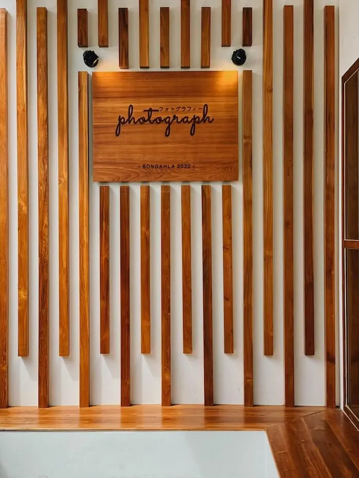 sonkla ป้ายไม้